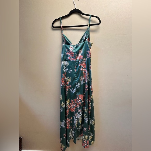 xxxiticat Sundress with Plunge Neckline - Picture 4 of 6